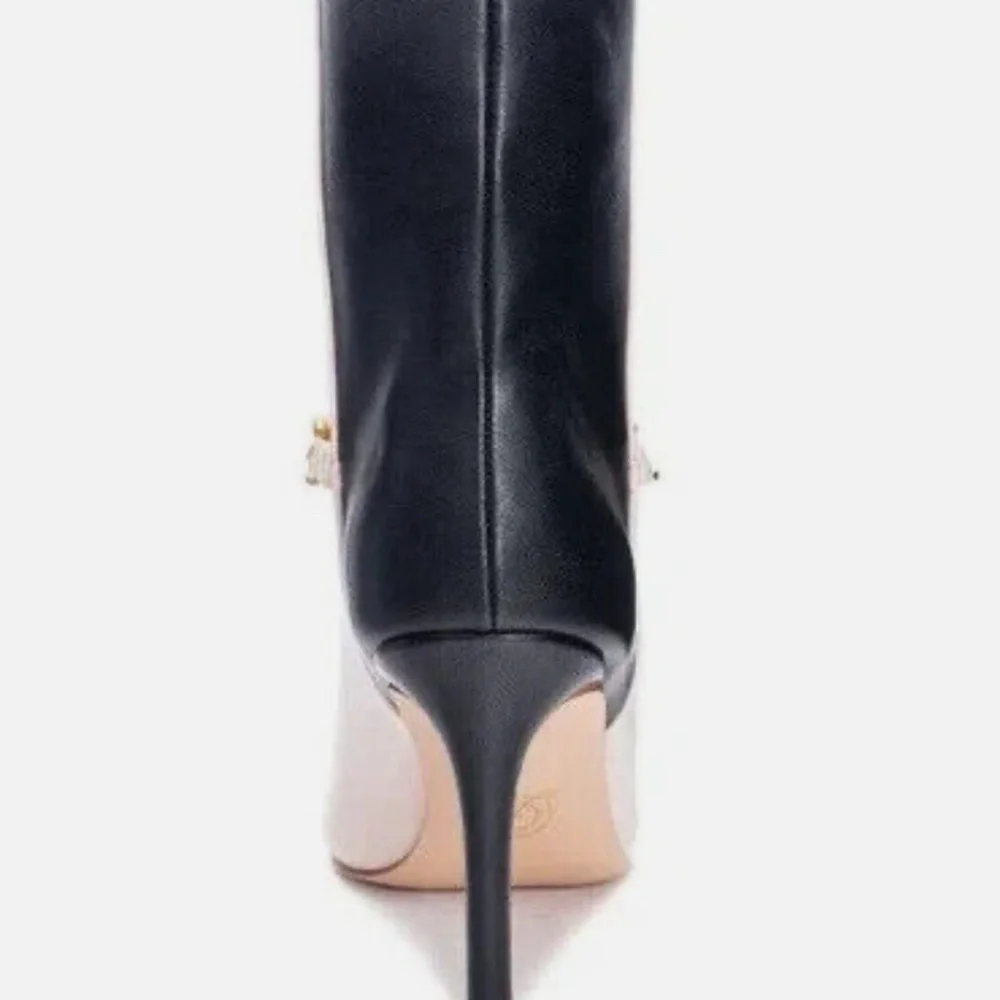 Chinese Laundry Elisha Boots Women's 8.5 Ivory Black Stiletto Heel Booties NEW